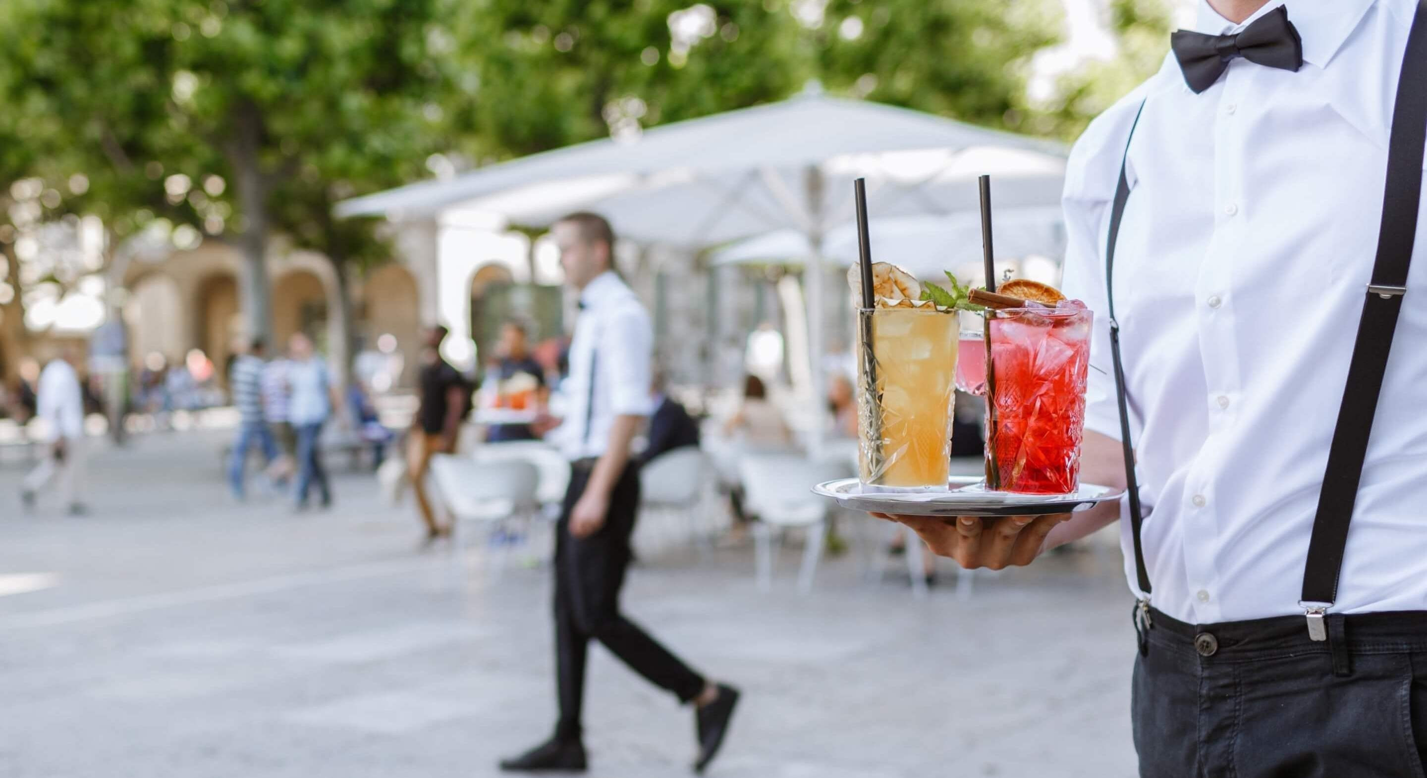 Servicemitarbeiter (m/w/d) o.T. Bar Teilzeit